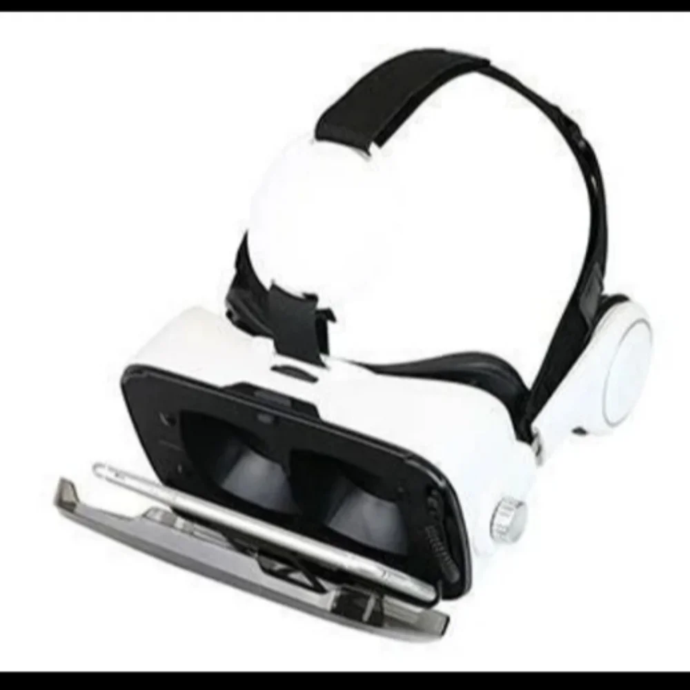 Hyper Virtual Reality Headset